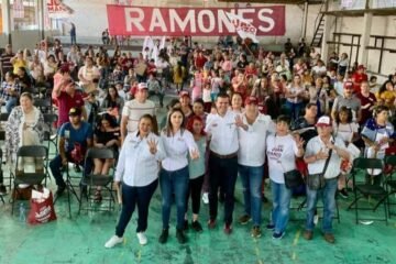 Los Ramones promueven el voto cinco de cinco Los Ramones promueven el voto cinco de cinco