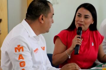 Magaña expone propuestas a la Canaco Magaña expone propuestas a la Canaco