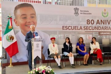 Bedolla convoca a docentes a seguir sin paros por segundo año consecutivo