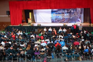 Uruapan se pintará de Naranja si seguimos avanzando en con las propuestas bien firmes y concisas. *_Luis Manuel Magaña. 🍊