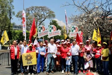 La economía de Uruapan debe fortalecerse con más eventos culturales y turísticos: Toño Lagunas