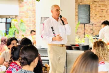 Se suman mujeres a proyecto de Juan Elvira Quesada