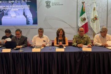Yurisha Andrade Morales, Magistrada Presidenta del Tribunal Electoral del Estado participó en la novena Mesa de Gobernabilidad y Seguimiento al Proceso Electoral 2023-2024, con Elías Ibarra Torres, Secretario de Gobierno; Humberto Urquiza Martínez, Subsecretario de Enlace Legislativos y Asuntos Regístrales; Ignacio Hurtado Gómez, Presidente del Instituto Electoral de Michoacán (IEM); David Alejandro Delgado Arroyo, Consejero Presidente del Consejo Local del INE en Michoacán; Víctor Serrato Lozano, Fiscal de Delitos Electorales; Oscar Rentería Schazarino, Comandante de la 43 Zona Militar; Fernando Colchado Gómez, Comandante de la 21/a Zona Militar y Ramón Guillén Llanera, Delegado de la Fiscalía General de la República en Michoacán