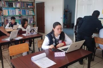 Estudiantes del Cecytem podrán acceder a certificados de carreras Google Estudiantes del Cecytem podrán acceder a certificados de carreras Google