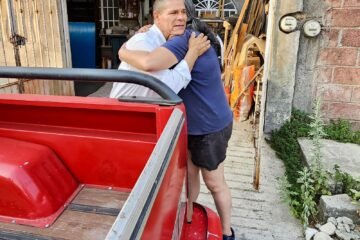 Toño Lagunas visita a vecinos de «El Capulin» 