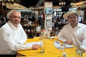 Sigue acercamiento del gobernador con el presidente electo Sigue acercamiento del gobernador con el presidente electo