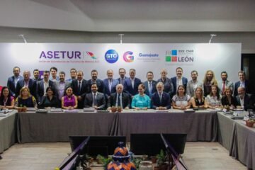 Michoacán presume destinos en congreso nacional de líderes de reuniones