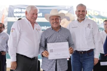 Avance en entrega de fertilizantes gratuitos va al 82 %: Bedolla