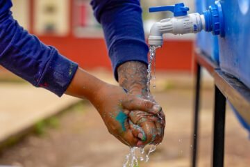 Inauguran sistemas de captación de agua de lluvia en Chilchota