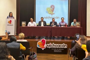 Reunión nacional de los guías de turismo, aquí