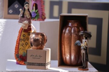 Con certificación se protegen catrinas de Capula y cobre martillado de Santa Clara: Bedolla