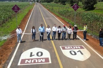 Entrega SCOP primera etapa de pavimentación del libramiento de Opopeo
