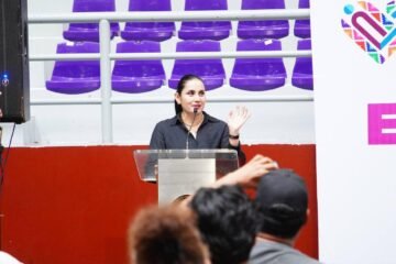 Logra DIF Uruapan récord en entrega de sillas de ruedas