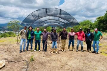 Estudiantes del Cecytem Tangancícuaro se beneficiarán con vivero escolar