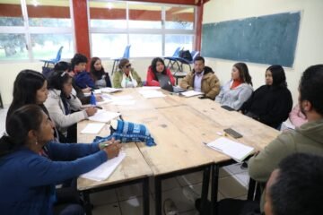 Docentes michoacanos se preparan para su tercer ciclo escolar completo