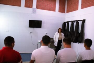 Concientizan a jóvenes en proceso de internamiento sobre consumo de drogas
