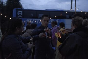 Vive el avistamiento de luciérnagas en este Pueblo Mágico de Michoacán