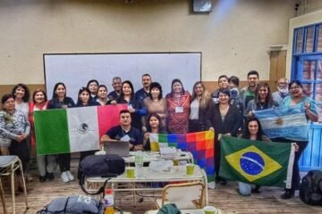 Maestros michoacanos comparten innovaciones educativas en Argentina