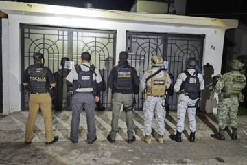 Presenta FGE registro fotográfico de cadáveres no identificados a colectivos de búsqueda de personas