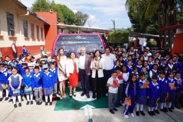 Inaugura Nacho Campos ciclo escolar 2024-2025