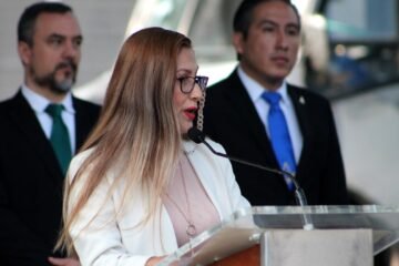 Los liberales, son vivo reflejo de los valores, señala Elizabeth