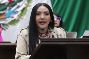Que cada municipio cuente con un centro de Protección Animal propone Adriana Campos Huirache Que cada municipio cuente con un centro de Protección Animal propone Adriana Campos Huirache