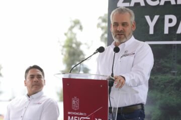 Inaugura Bedolla rehabilitación de carretera Zacapu-Panindícuaro para beneficio de 100 mil personas Inaugura Bedolla rehabilitación de carretera Zacapu-Panindícuaro para beneficio de 100 mil personas