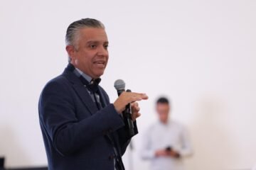 Gobierno estatal, sin constructores consentidos o con privilegios: Navarro García