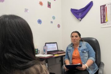 Si eres mujer víctima de violencia llama a estos números para pedir ayuda: Seimujer