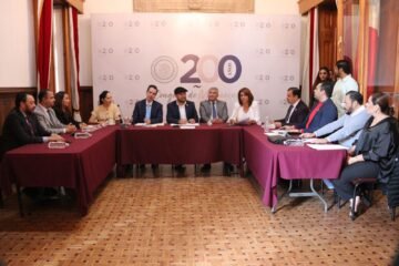 Que la política laboral sea puntal del desarrollo económico y social en Michoacán: 76 Legislatura Que la política laboral sea puntal del desarrollo económico y social en Michoacán: 76 Legislatura