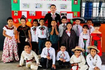 El maestro Gerardo Sánchez transforma la educación con proyecto cultural