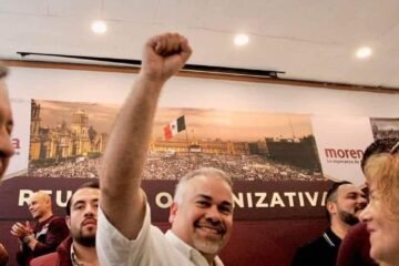 Los Ramones felicitan a Jesús Mora González Los Ramones felicitan a Jesús Mora González