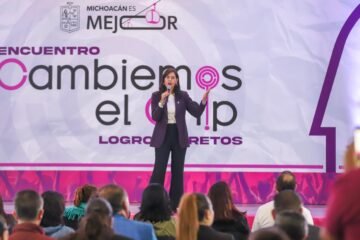Michoacán vive una nueva era en la educación: SEE