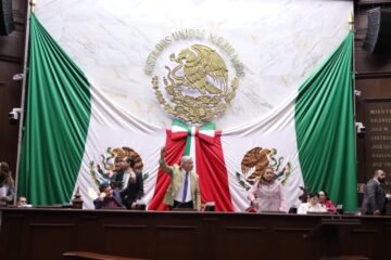 Remite 76 Legislatura minuta en materia Anticorrupción y Administrativa al Ejecutivo Estatal para su publicación en el POE Remite 76 Legislatura minuta en materia Anticorrupción y Administrativa al Ejecutivo Estatal para su publicación en el POE