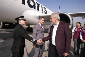 Nuevas rutas aéreas elevan a Michoacán en turismo: Bedolla