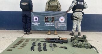 Asegurados 10 artefactos explosivos y armas en Apatzingán: SSP