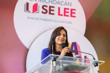 SEE lleva 450 mil libros y talleres a escuelas de Michoacán