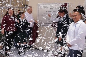 Inaugura Bedolla Telebachillerato en fraccionamiento Arco San Antonio en Morelia