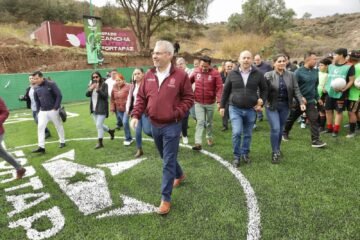 Gol contra el delito; listas las 41 canchas de fútbol 7 en Michoacán: Bedolla
