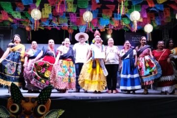 Muestra cultural del barrio Juan Bautista, en tianguis