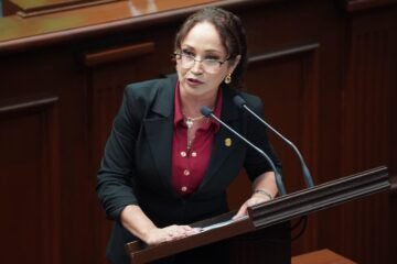 Busca Itzé Camacho reforzar la seguridad de las mujeres con el “Botón Rosa”