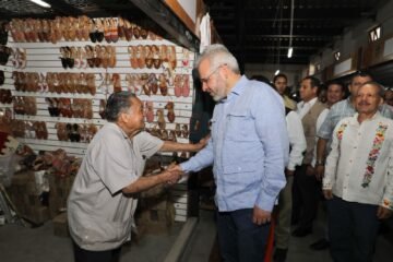 Comerciantes agradecen a Bedolla por nuevo mercado de Pátzcuaro