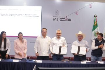 Firma Bedolla convenio para la tecnificación del distrito de riego 020 Morelia-Queréndaro