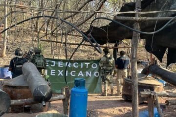 Defensa localiza y desmantela laboratorio clandestino en Turicato: SSP Defensa localiza y desmantela laboratorio clandestino en Turicato: SSP