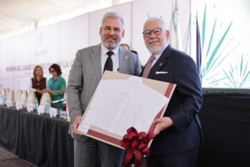 Presenta Bedolla a industriales del país beneficios del Polo Bienestar Parque Bajío