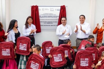 SCOP y SEE inauguran obras educativas en La Piedad