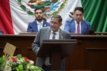 Vocación de servicio regirá el trabajo del GPPRD, remarca Conrado Paz al iniciar Segundo Año Legislativo Vocación de servicio regirá el trabajo del GPPRD, remarca Conrado Paz al iniciar Segundo Año Legislativo