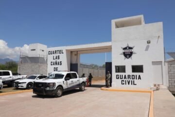 Inaugura Bedolla cuartel de la Guardia Civil en Arteaga; dará más seguridad a la autopista Siglo XXI