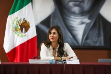 Comparte Gabriela Molina guía para fortalecer convivencia y prevenir acoso escolar