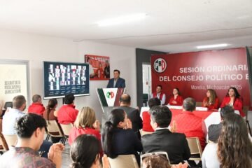 En Michoacán no seremos un obstáculo para la construcción de una alianza en 2027: Memo Valencia